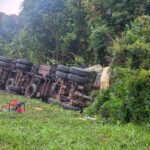 SAÍDA DE PISTA COM ÓBITO NA BR373 KM189 REGIÃO DO UVAIA, RODOVIA QUE LIGA PONTA GROSSA-PR E PRUDENTÓPOLIS