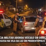 A Policia Militar de Prudentópolis aborda veículo em direção perigosa na Vila da Luz