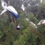 Avião cai no Paraná durante forte chuva e piloto morre