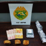 POLÍCIA MILITAR INTENSIFICA COMBATE AO TRÁFICO E REALIZA APREENSÕES DE MAIS DE MEIO QUILO DE MACONHA E DIVERSAS PORÇÕES DE OUTRAS DROGAS EM AÇÕES NA REGIÃO