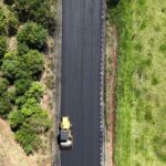 Obras de pavimentação rumo ao Salto São Francisco e São Sebastião tiveram início nesta segunda-feira (09/03)
